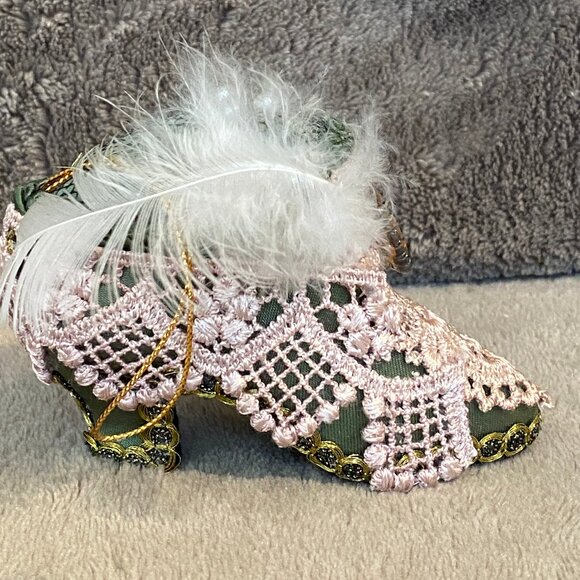 Vintage Katherine's Collection Victorian Pin Cushion Shoe - Picture 1 of 6